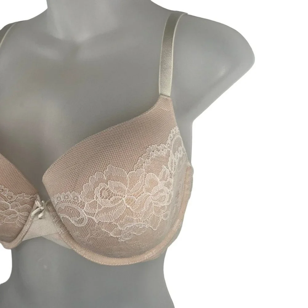Victoria's Secret Body 36DD Ivory White Lace Overlay Lined Demi Bra 301663-DJ4‎